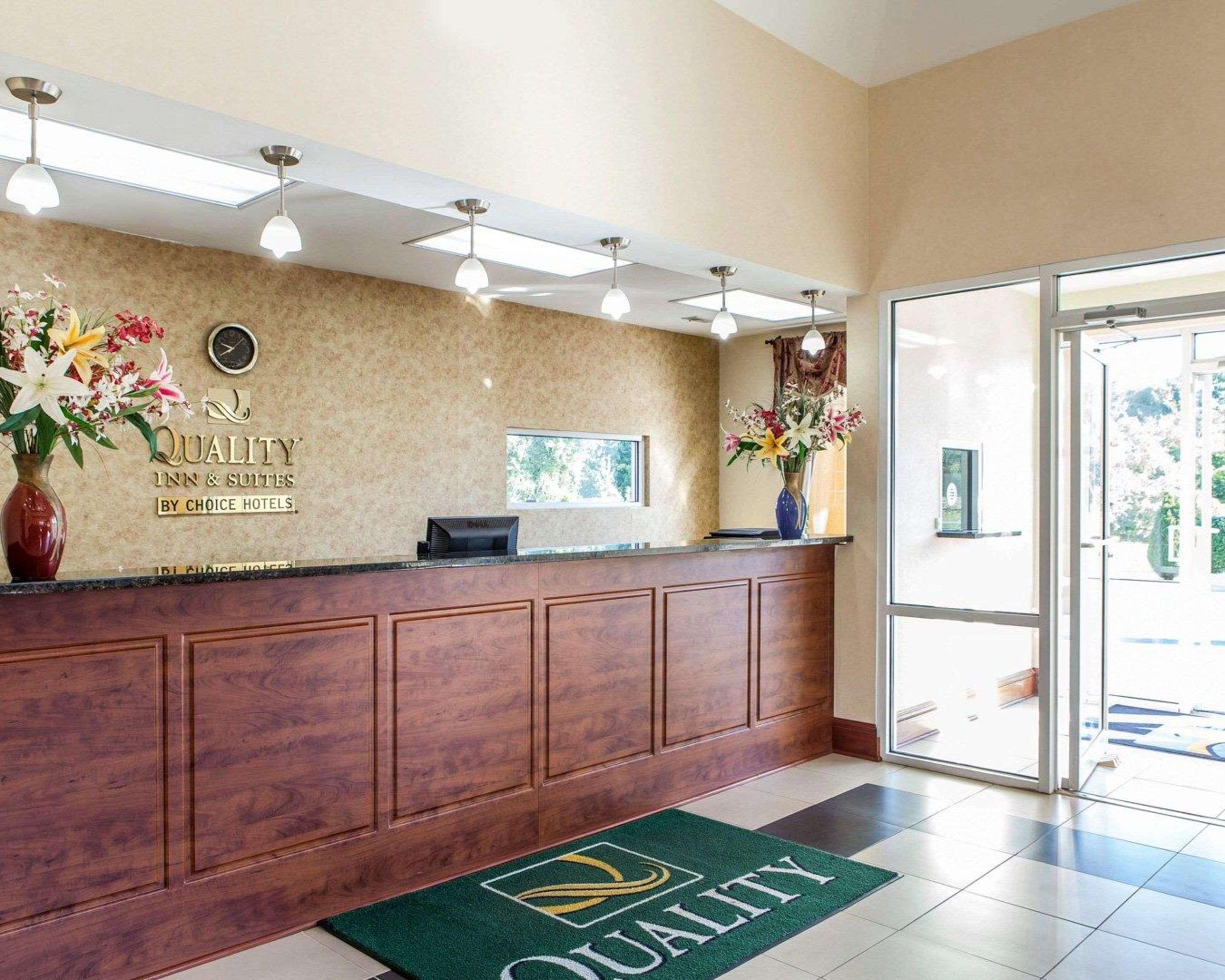 Motel Quality & Cartersville
